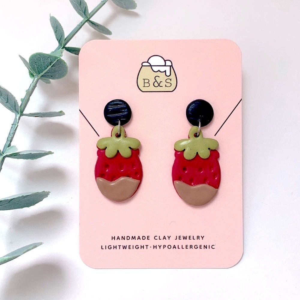 🍓Strawberry Clay Earrings Hypoallergenic